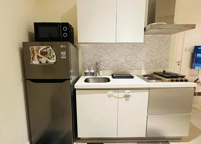 Apartamento Deluxe Penthouse Unit At Azure - Near Airport *